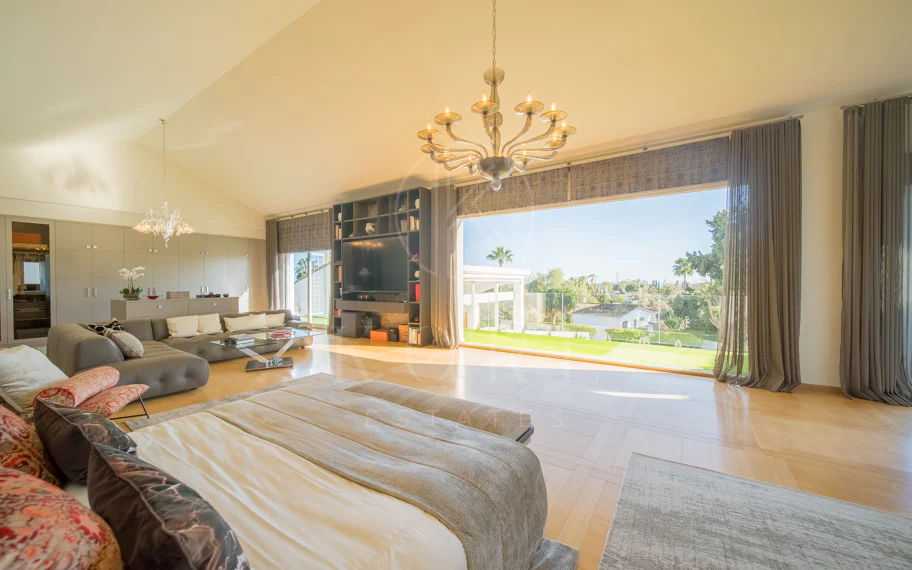 Gran Villa Renovada, junto a Guadalmina Golf, Marbella