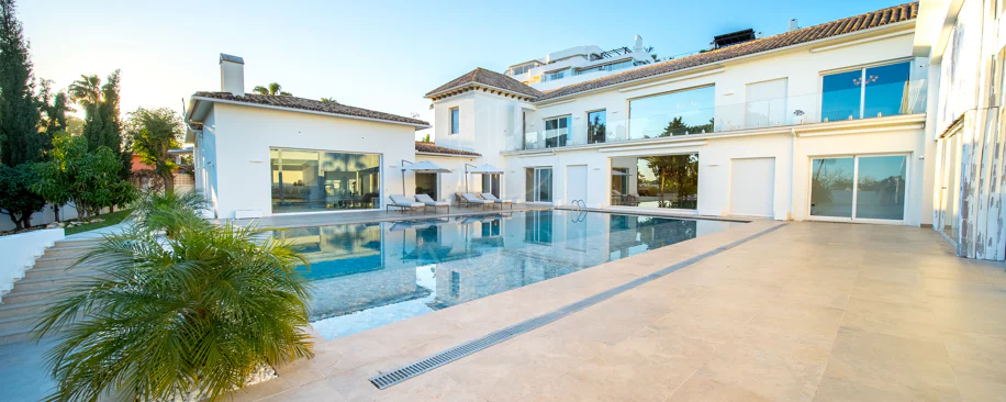 Gran Villa Renovada, junto a Guadalmina Golf, Marbella