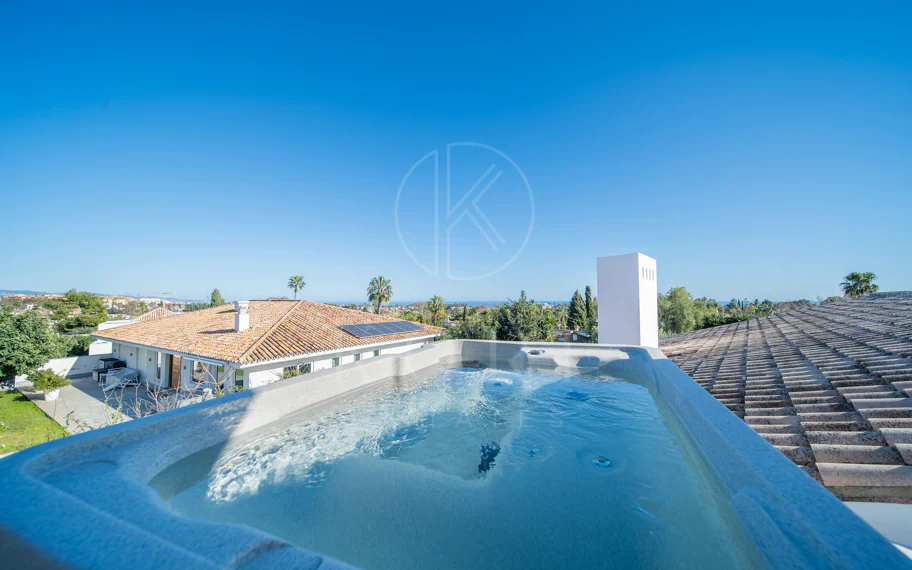 Gran Villa Renovada, junto a Guadalmina Golf, Marbella