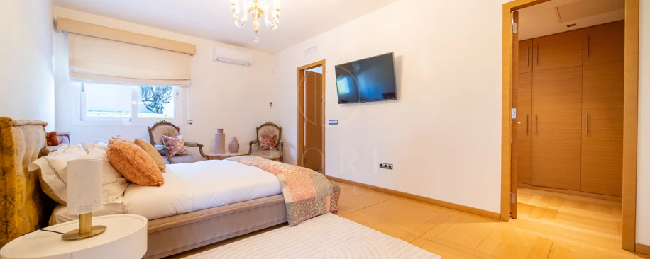 Gran Villa Renovada, junto a Guadalmina Golf, Marbella