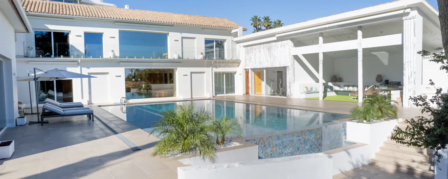 Gran Villa Renovada, junto a Guadalmina Golf, Marbella