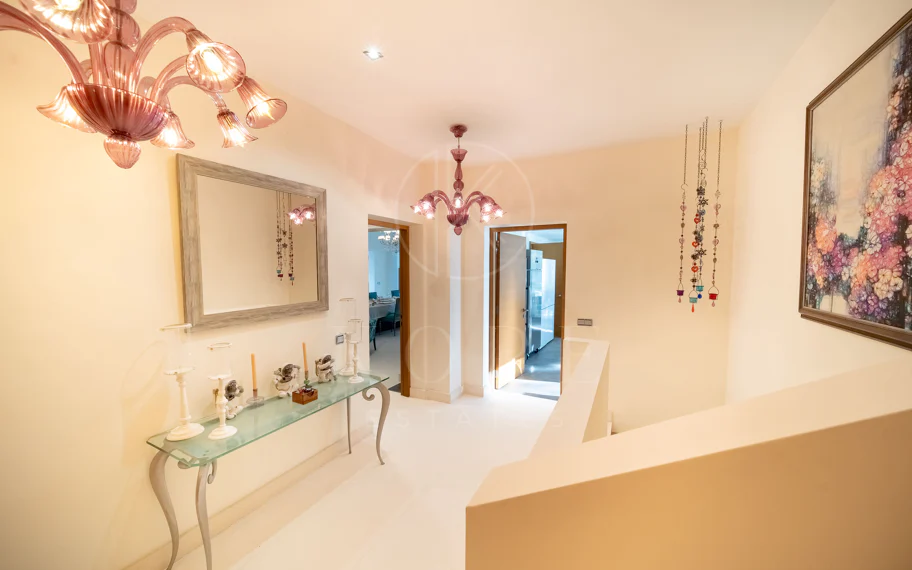 Gran Villa Renovada, junto a Guadalmina Golf, Marbella
