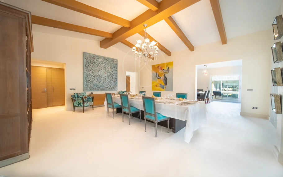 Gran Villa Renovada, junto a Guadalmina Golf, Marbella