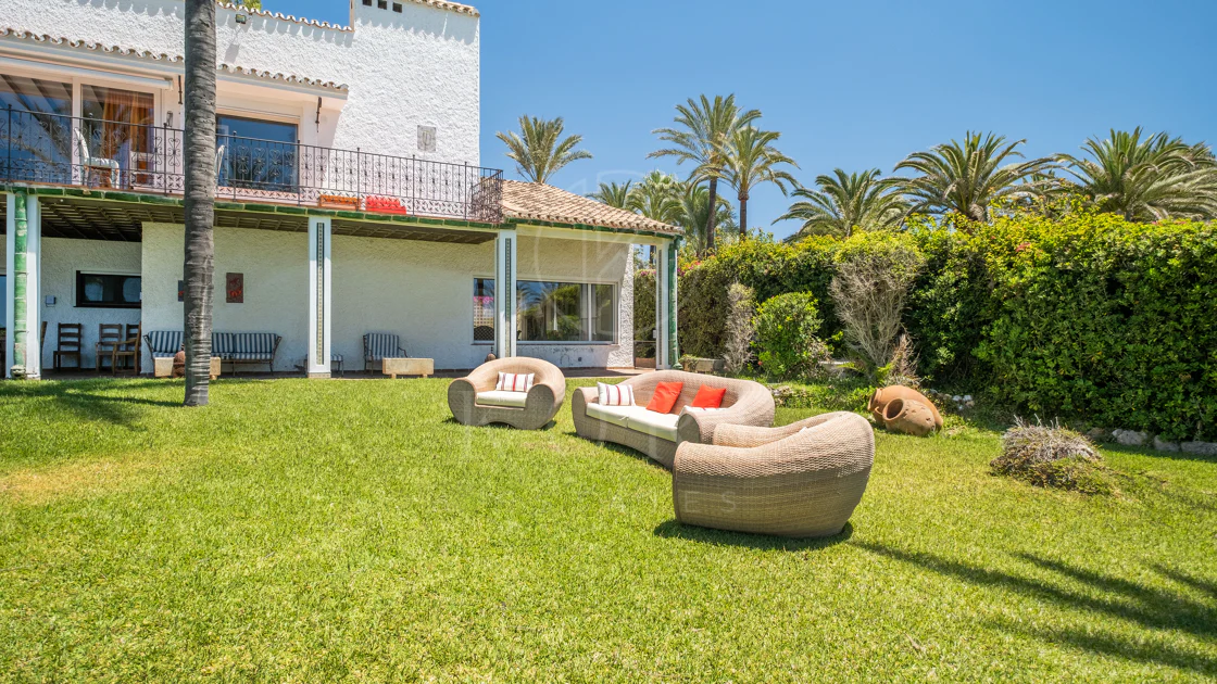 Hermosa Villa frente al mar
