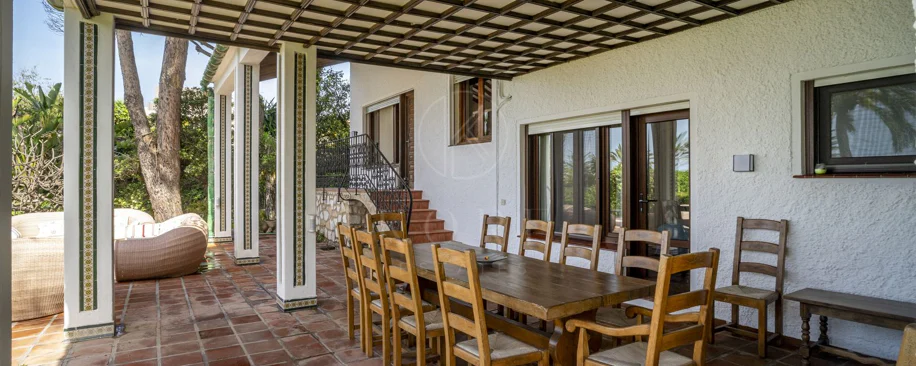 Hermosa Villa frente al mar