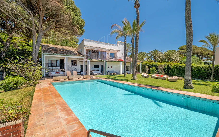 Hermosa Villa frente al mar