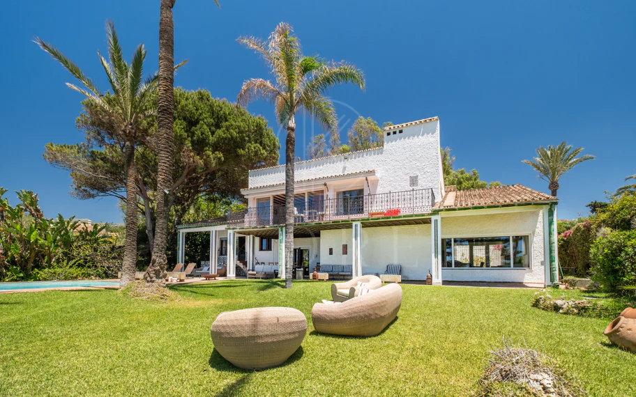 Hermosa Villa frente al mar
