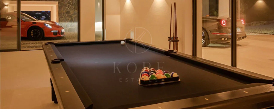 1,580 m² of Pure Luxury, Privacy & Panoramic Views