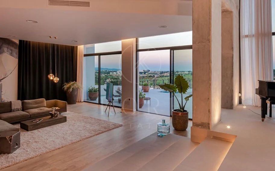 1.580 m² de lujo puro, privacidad y vistas panorámicas