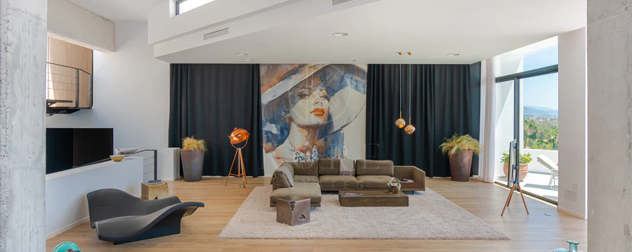 Contemporary 6-Bedroom Luxury Villa with Panoramic Sea, Golf & La Concha Views