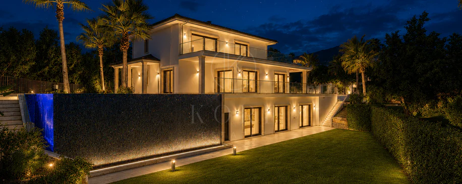 Villa Maria - An Extraordinary Frontline Golf Estate