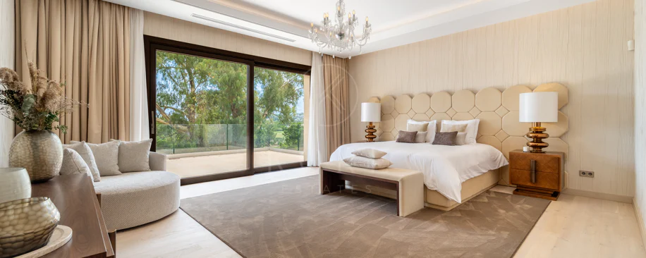 Villa Maria - An Extraordinary Frontline Golf Estate