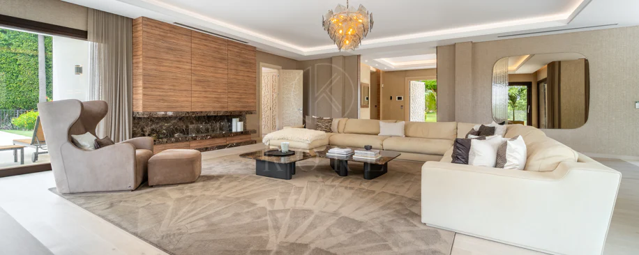 Villa Maria - An Extraordinary Frontline Golf Estate