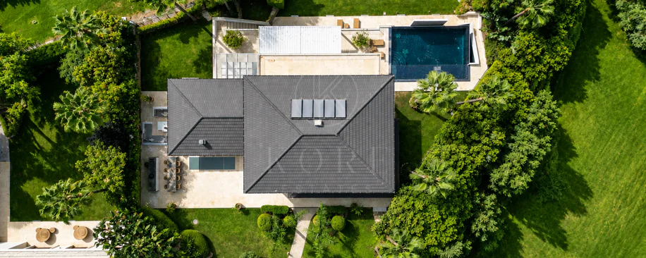Villa Maria - An Extraordinary Frontline Golf Estate