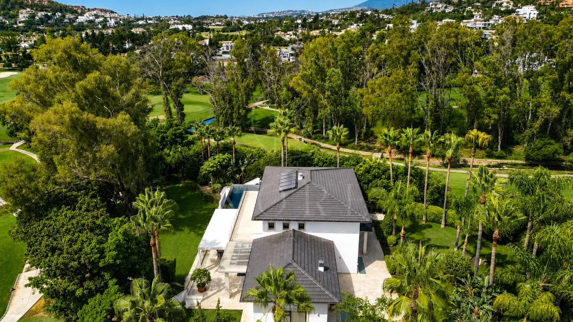 Villa Maria - An Extraordinary Frontline Golf Estate