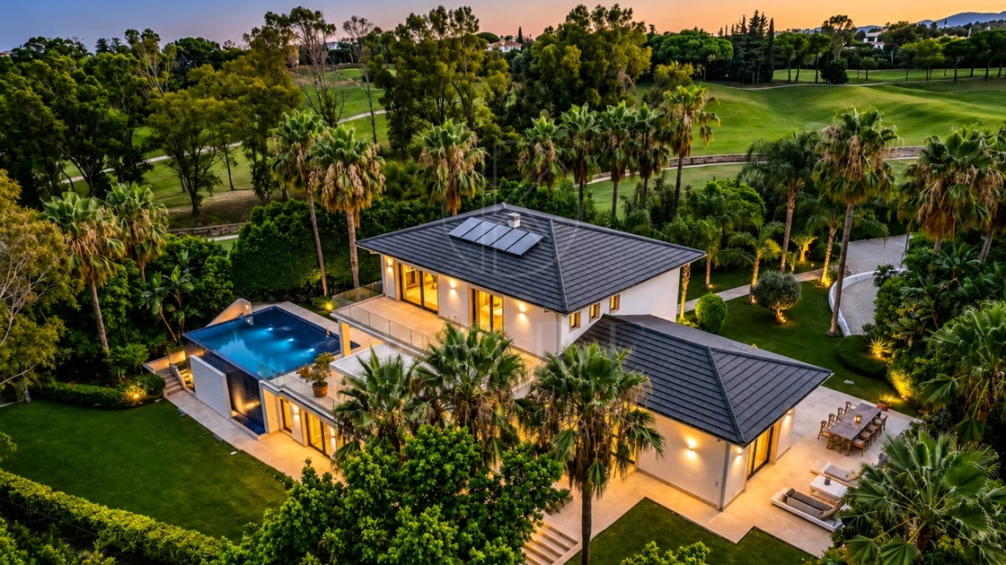 Villa Maria - An Extraordinary Frontline Golf Estate