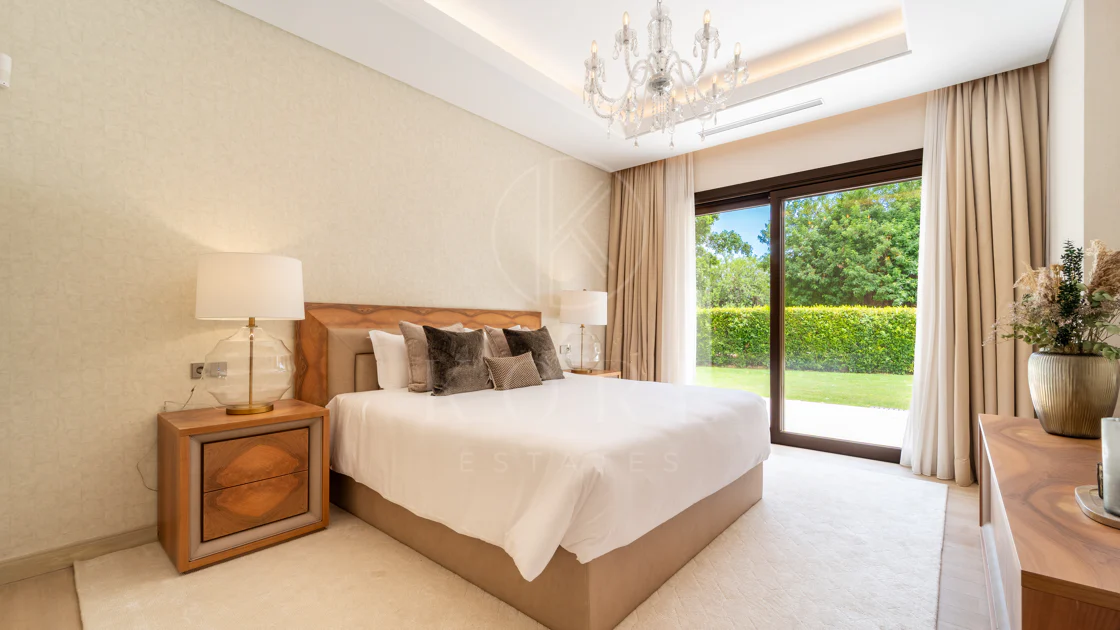 Villa Maria - An Extraordinary Frontline Golf Estate