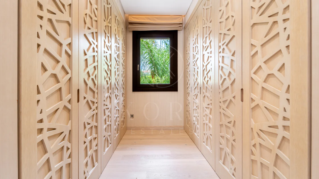 Villa Maria - An Extraordinary Frontline Golf Estate