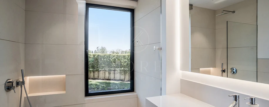 Villa for sale in Marbella Golden Mile