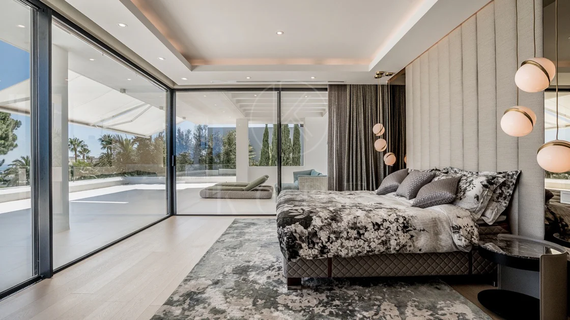 Villa for sale in Marbella Golden Mile