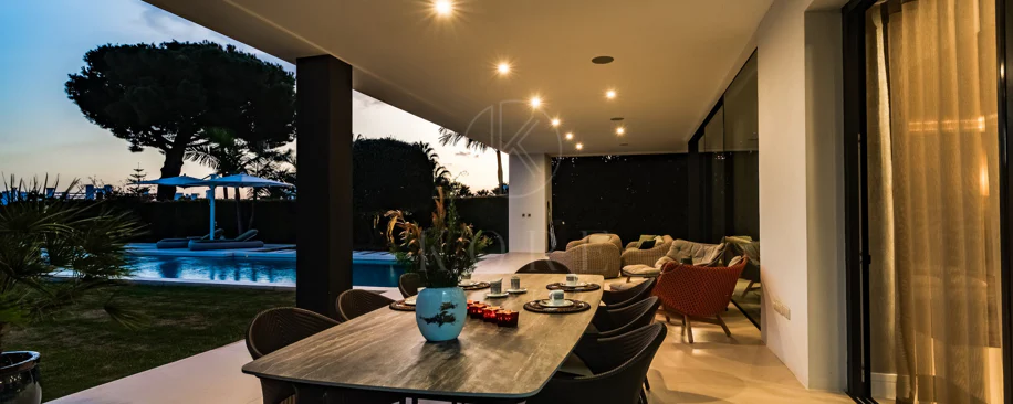 Villa for sale in Marbella Golden Mile
