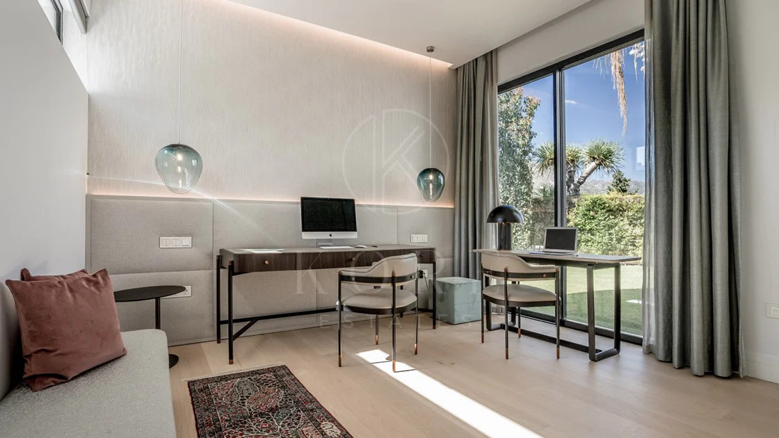 Villa for sale in Marbella Golden Mile