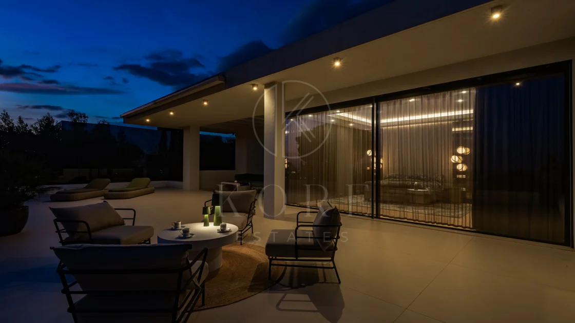 Villa for sale in Marbella Golden Mile