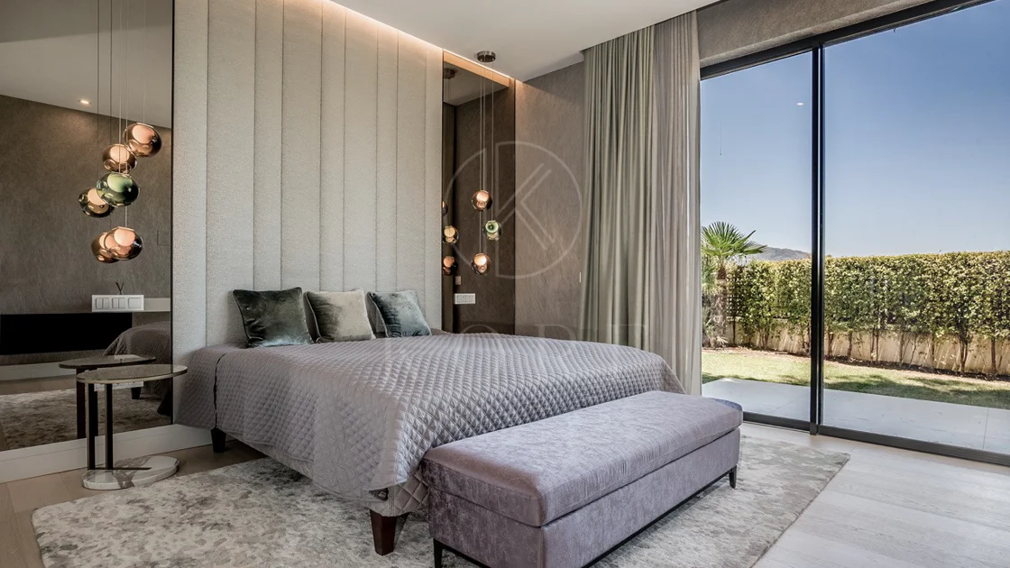 Villa for sale in Marbella Golden Mile