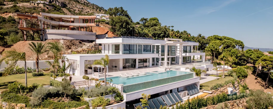 Welcome to La Isabella, the crown jewel of Marbella Club Golf Resort.
