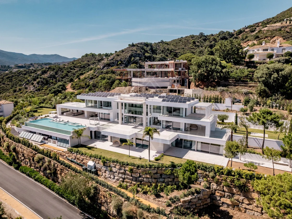 Welcome to La Isabella, the crown jewel of Marbella Club Golf Resort.