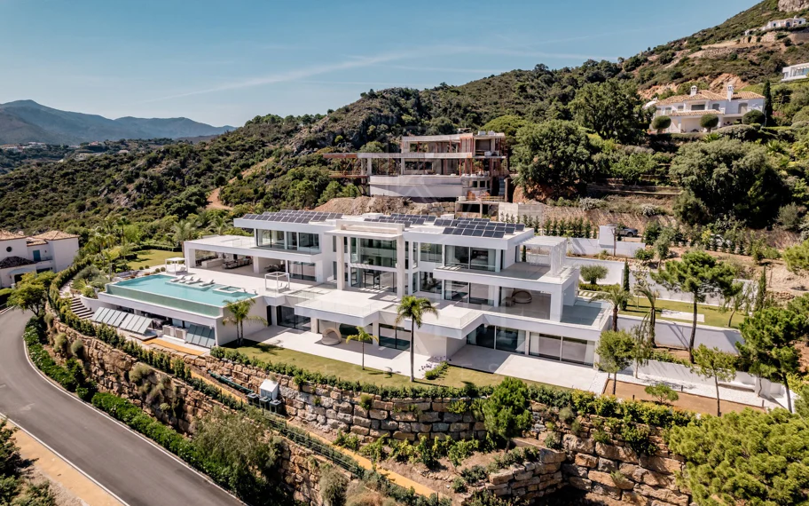 Bienvenido a La Isabella, la joya de la corona de Marbella Club Golf Resort.