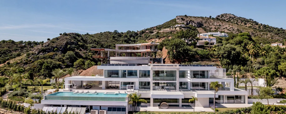 Welcome to La Isabella, the crown jewel of Marbella Club Golf Resort.