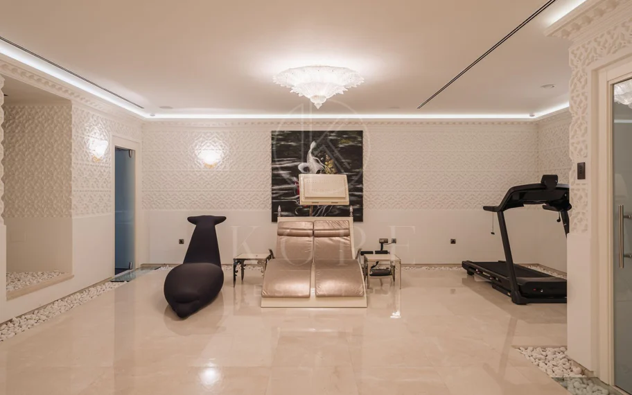 Villa en venta en Hacienda las Chapas, Marbella Este