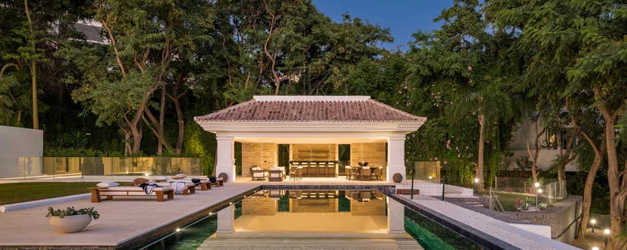 Villa for sale in La Quinta, Benahavis