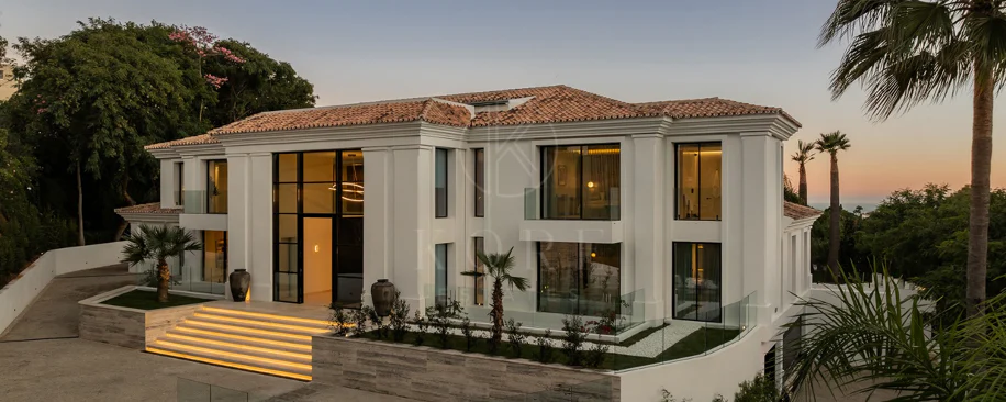 Villa for sale in La Quinta, Benahavis