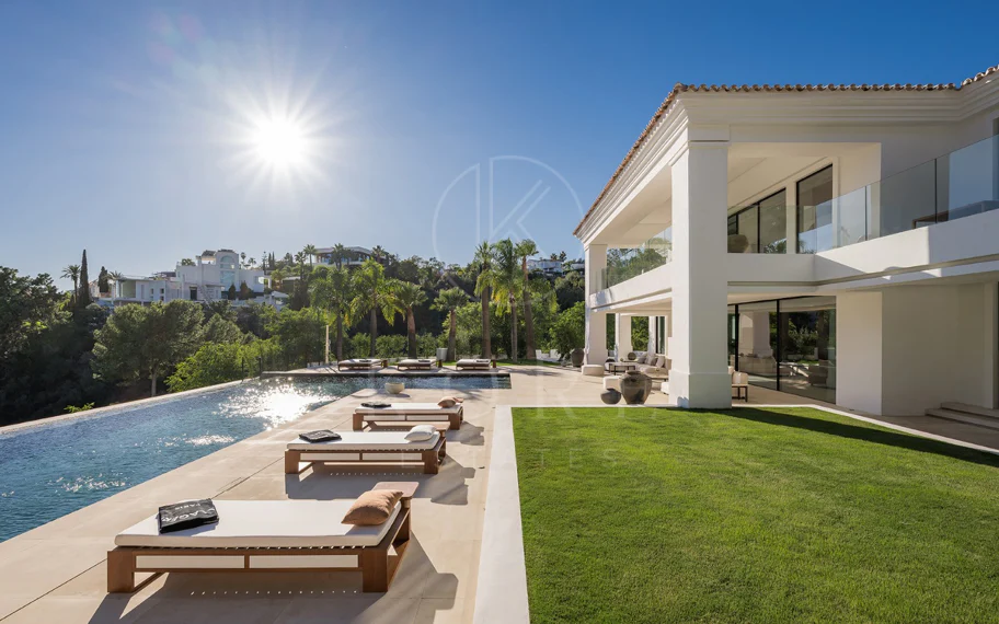 Villa en venta en La Quinta, Benahavis