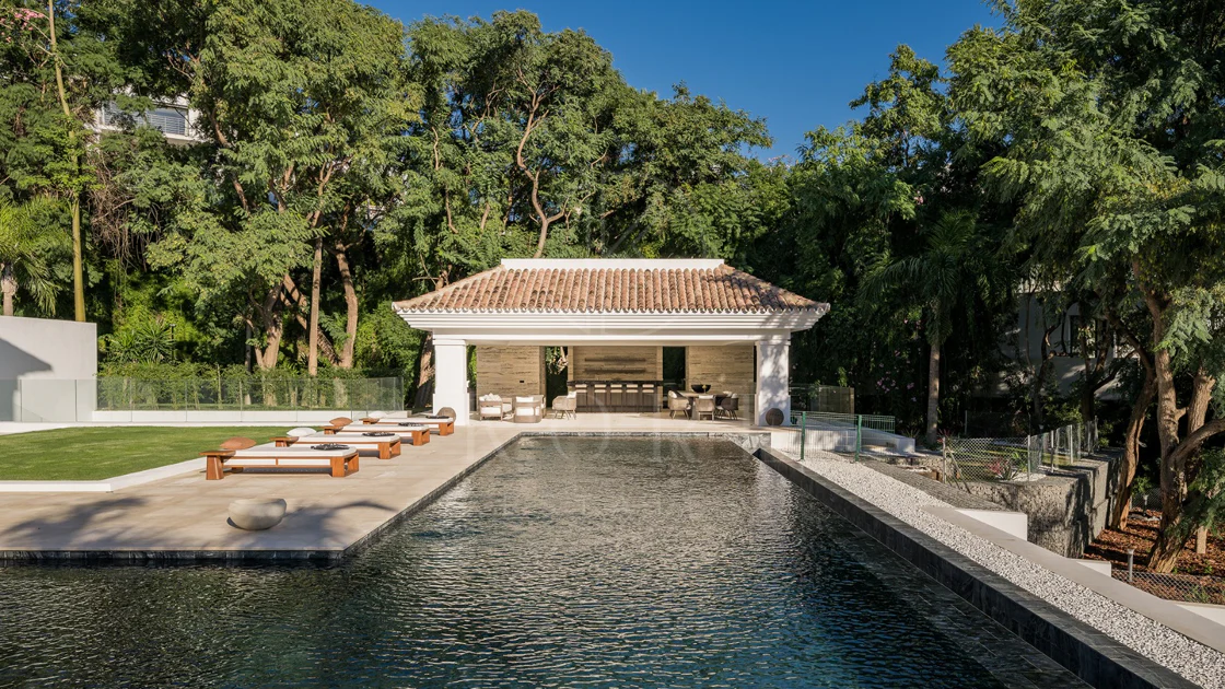 Villa for sale in La Quinta, Benahavis