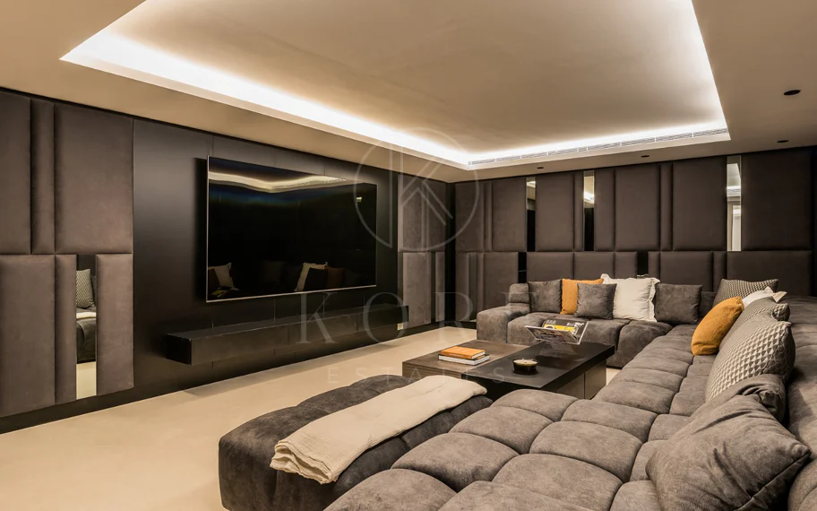 Villa en venta en La Quinta, Benahavis