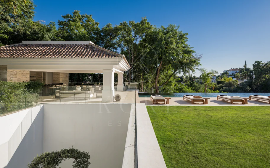Villa en venta en La Quinta, Benahavis