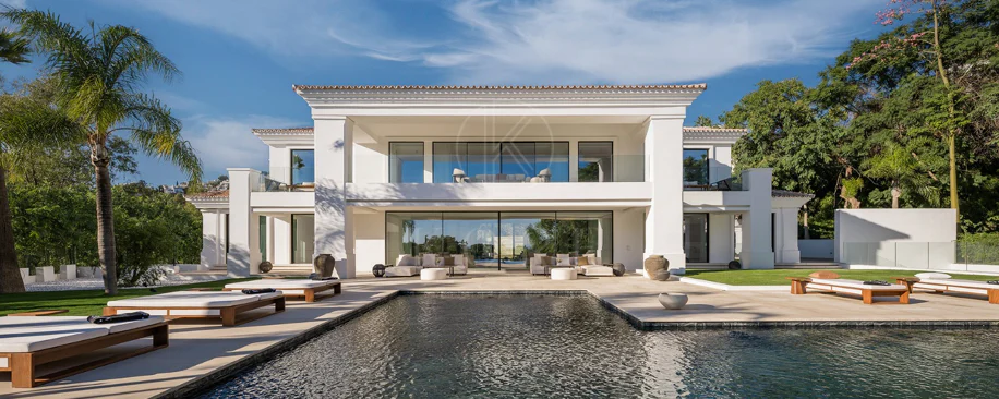 Villa for sale in La Quinta, Benahavis