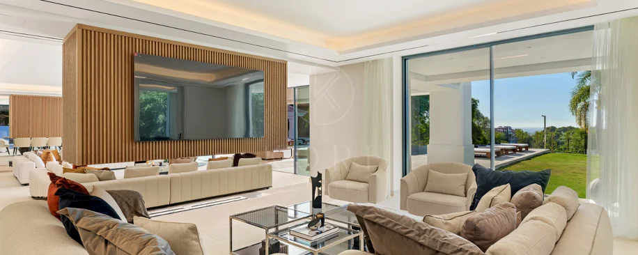 Villa for sale in La Quinta, Benahavis