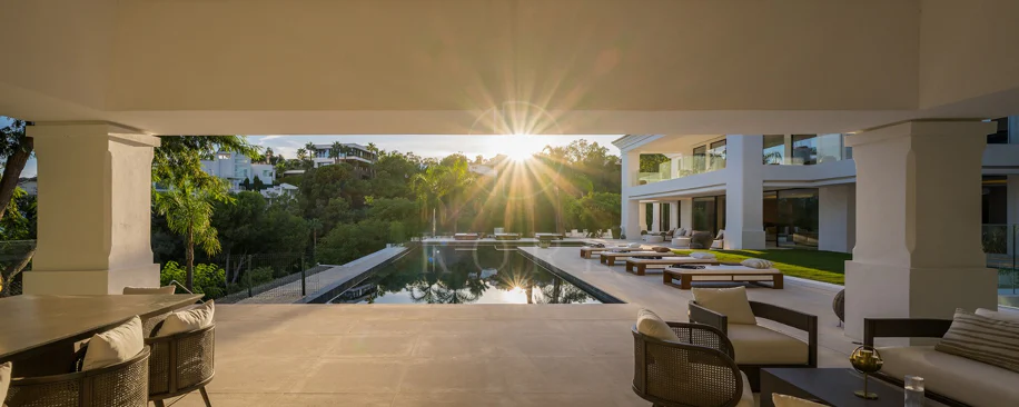 Villa for sale in La Quinta, Benahavis
