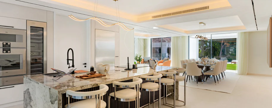 Villa for sale in La Quinta, Benahavis