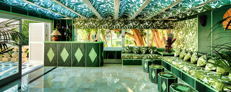 Villa for sale in Rio Real Golf, Marbella East