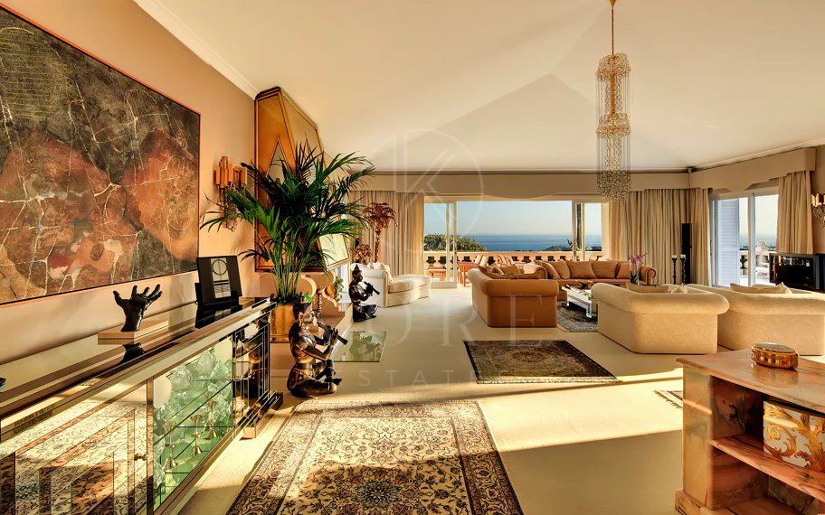 Villa en venta en Rio Real Golf, Marbella Este