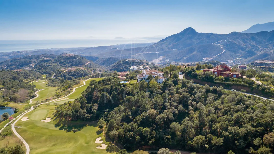 Villa for sale in La Zagaleta, Benahavis