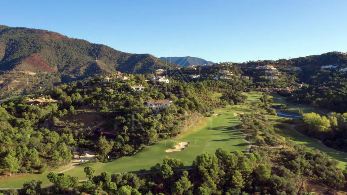 Villa for sale in La Zagaleta, Benahavis