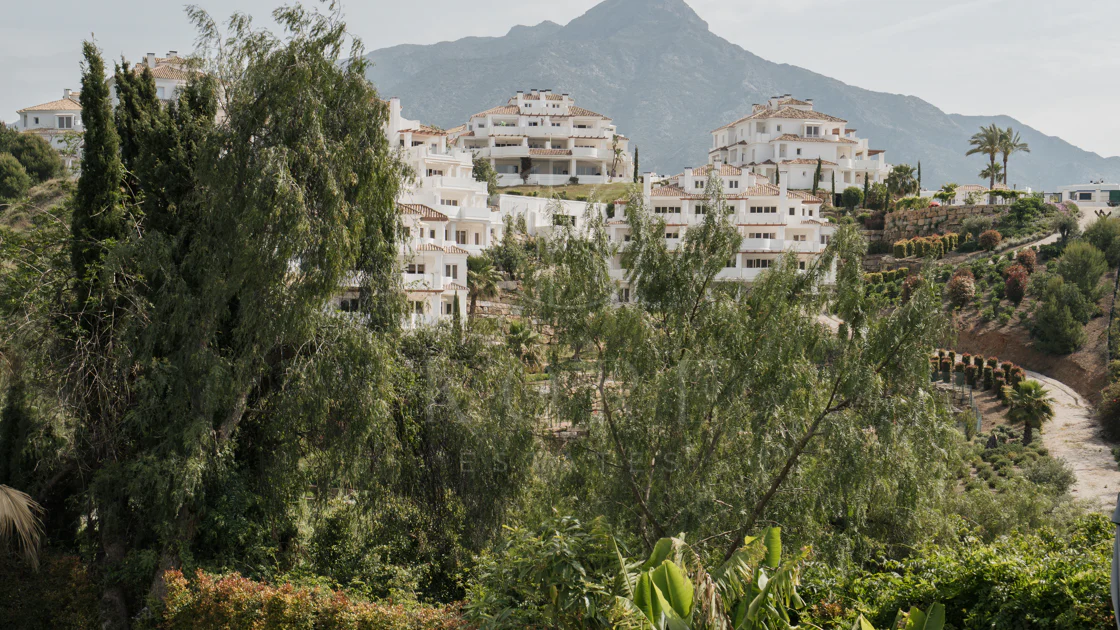 Villa in Los Naranjos Hill Club
