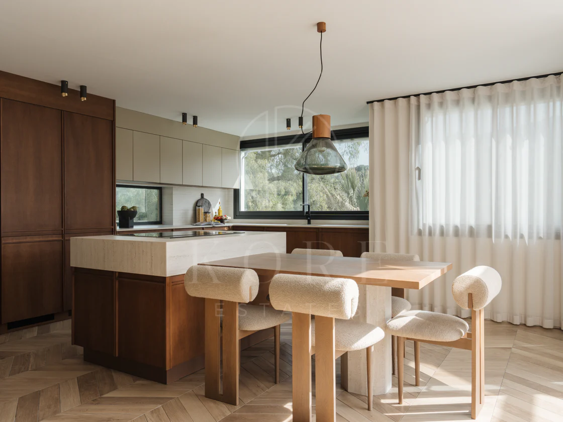 Villa in Los Naranjos Hill Club
