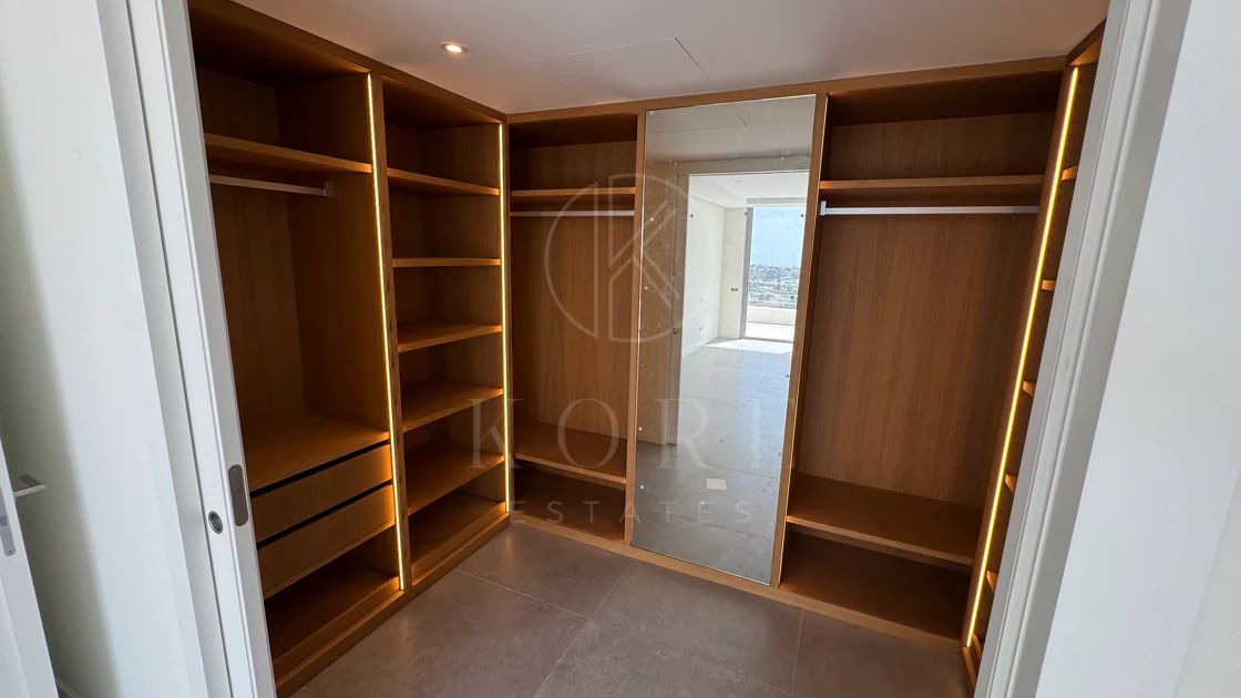 Villa en venta en Los Arqueros, Benahavis